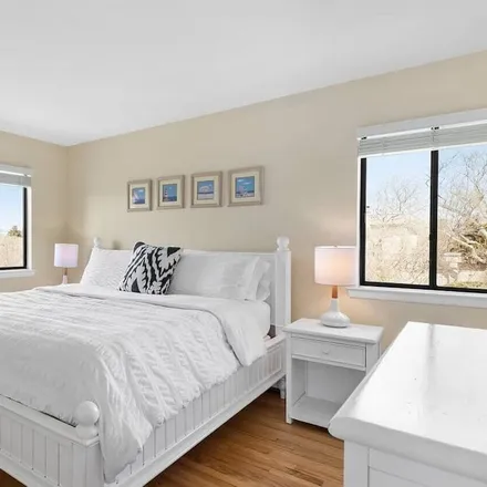 Rent this 5 bed house on Bridgehampton in NY, 11932