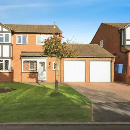 Buy this 4 bed house on Goodrich Avenue in South Staffordshire, WV6 7UL