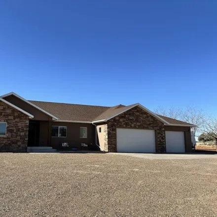Buy this 5 bed house on 565 Piute Drive in Kanab, UT 84741