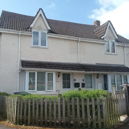 Rent this 2 bed townhouse on Cottage Park in Ross-on-Wye, HR9 7BD