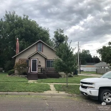 Image 2 - Seventh Day Adventist Church, Pine Street, Abilene, KS 67410, USA - House for sale