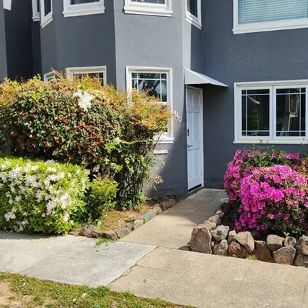 Image 1 - 410 Highland Avenue, San Mateo, CA 94101, USA - Apartment for rent