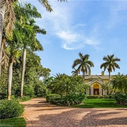 Image 2 - 148 Ridge Drive, Pelican Bay, FL 34108, USA - House for sale