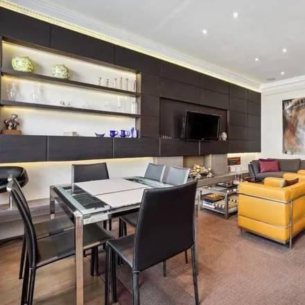 Rent this 4 bed apartment on St Johns Wood Court in St John's Wood Road, London