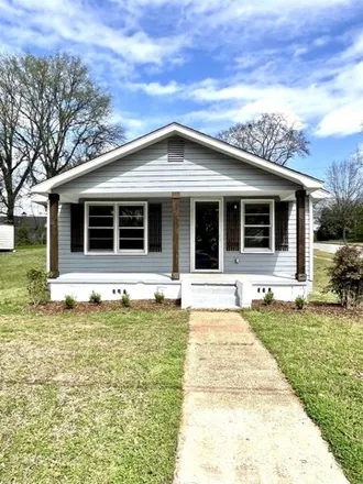Buy this 2 bed house on 461 East 8th Street in Tuscumbia, Colbert County