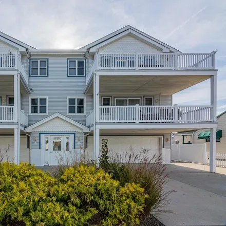 Buy this 3 bed condo on 122 East 1st Avenue in North Wildwood, Cape May County