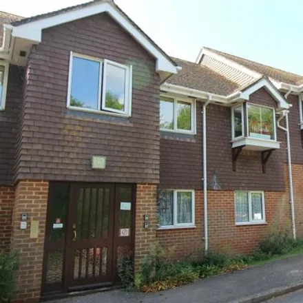 Buy this 2 bed apartment on Grange Road in New Alresford, SO24 9HF
