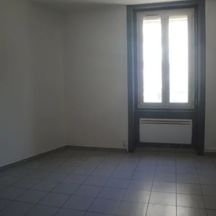 Rent this 2 bed apartment on Allée des Remparts in 42230 Saint-Victor-sur-Loire, France