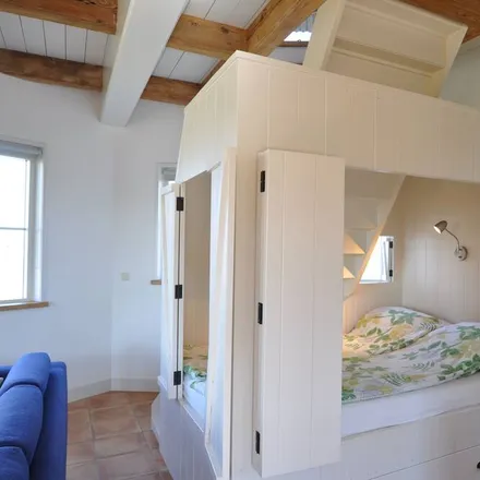 Rent this 2 bed house on 2401 LV Alphen aan den Rijn