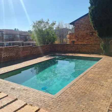 Image 6 - unnamed road, Johannesburg Ward 32, Sandton, 2054, South Africa - Apartment for rent