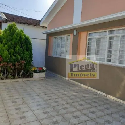 Buy this 3 bed house on Rua José Ferreira Gomes in Vila Menuzzo, Sumaré - SP