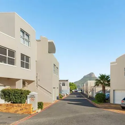 Rent this 2 bed apartment on Exner in Exner Avenue, Cape Town Ward 77