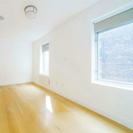 Image 9 - 159 WEST 24TH STREET 5B in Chelsea - Apartment for sale