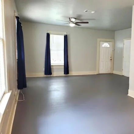 Image 3 - 4350 Kenneth Avenue, Higgins, Beaumont, TX 77705, USA - House for rent