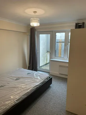 Rent this 1 bed apartment on Shenley Road in Borehamwood, WD6 1DZ