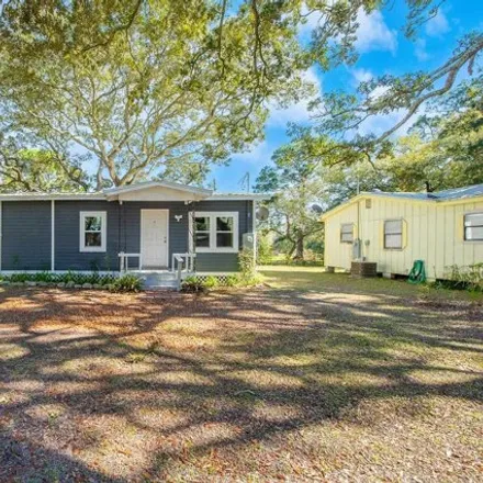 Image 3 - 492 Avenue A, Eastpoint, Franklin County, FL 32328, USA - House for sale