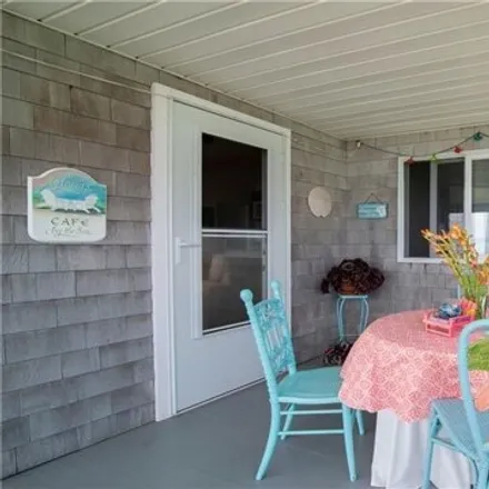 Image 7 - 86 East Shore Avenue, Groton Long Point, Groton, CT 06340, USA - House for rent