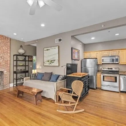 Image 1 - 1742 Beacon Street, Brookline, MA 02447, USA - Condo for sale