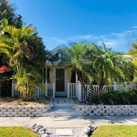 Rent this 2 bed house on 749 Broadway in Longboat Key, Manatee County