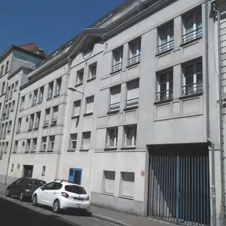 Image 5 - 82 Rue Saint-Sauveur, 59800 Lille, France - Apartment for rent