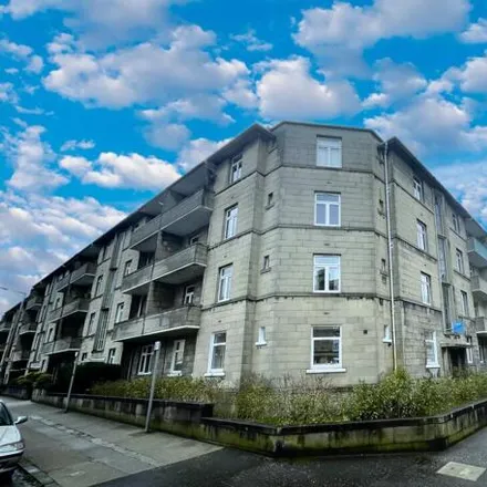 Rent this 2 bed apartment on 18 Falcon Avenue in City of Edinburgh, EH10 4AJ