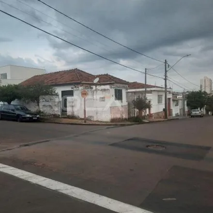 Buy this 2 bed house on Sincomerciários in Rua Doutor Rafael de Abreu Sampaio Vidal, Jardim Maria Alice