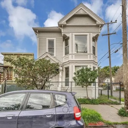 Rent this 3 bed apartment on 1237 Campbell Street in Oakland, CA 94626