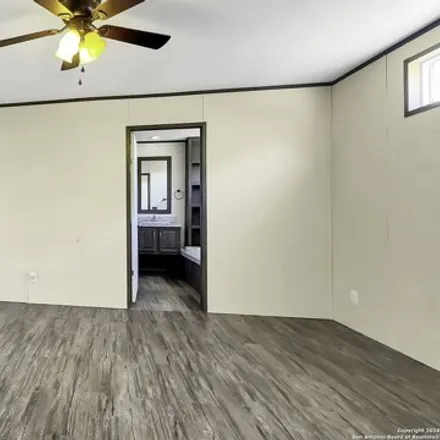 Image 3 - 9216 Lazy Fox, San Antonio, Texas, 78266 - Apartment for sale