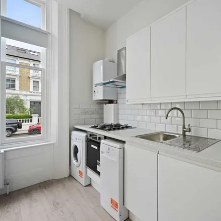 Image 5 - 42 Bassett Road, London, W10 6JS, United Kingdom - Apartment for rent