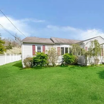 Buy this 2 bed house on 592 Goshen Road in Cape May Court House, NJ 08210
