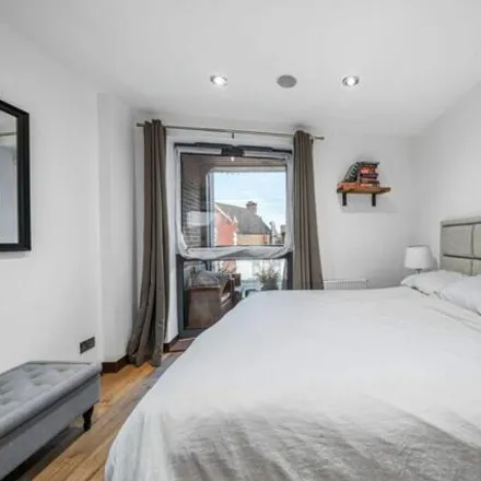 Buy this 2 bed apartment on 162 Tooting High Street in Londres, Great London