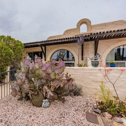 Buy this 2 bed house on 806 Circle Napa in Green Valley, AZ 85614