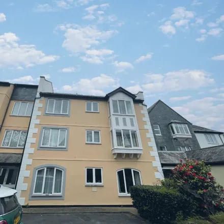 Rent this 3 bed apartment on Bar Terrace in Falmouth, TR11 3XQ