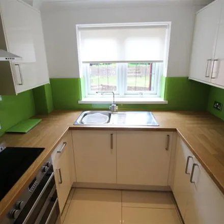Rent this 3 bed apartment on Hendre Court in Cwmbran, NP44 6EX