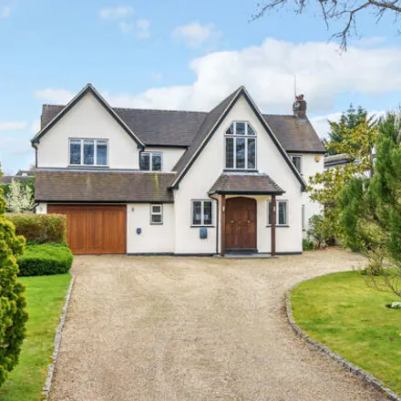 Buy this 5 bed house on The Glen in Farnborough Park, London