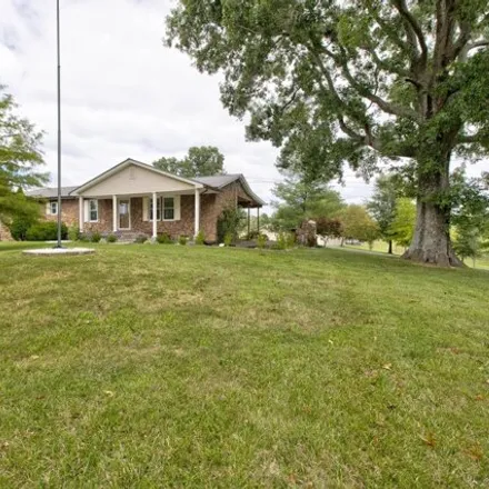 Image 2 - 11036 Main Street, Jeffersonville, Montgomery County, KY 40337, USA - House for sale