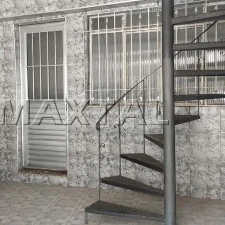 Rent this 2 bed house on Rua Laurindo Sbampato in Vila Isolina Mazzei, São Paulo - SP