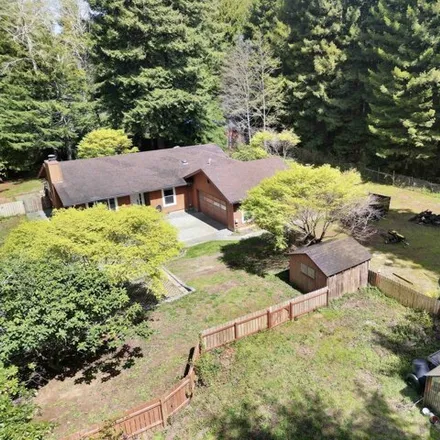 Buy this 3 bed house on 183 Downing Court in Del Norte County, CA 95531