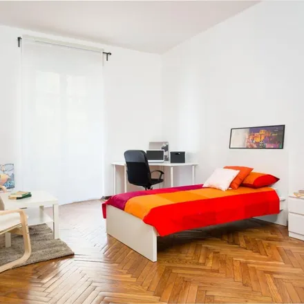 Image 6 - Via Filippo Juvarra 26, 10122 Turin TO, Italy - Apartment for rent