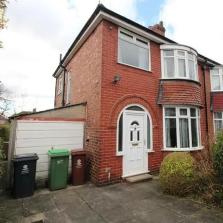 Buy this 3 bed duplex on Maple Grove in Failsworth, M35 0QE