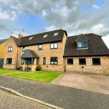 Buy this 5 bed house on The Mullions in Wootton, NN4 6EA