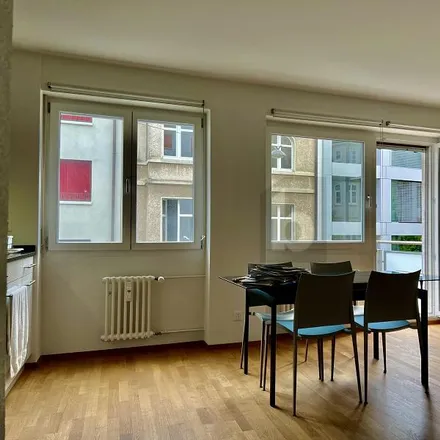 Rent this 3 bed apartment on Blotzheimerstrasse 37 in 4055 Basel, Switzerland