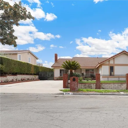 Image 3 - 2528 Greenhill Drive, Fullerton, CA 92833, USA - House for sale