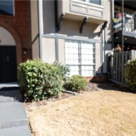 Buy this 3 bed condo on 6851 Roswell Rd Apt E1 in Atlanta, Georgia