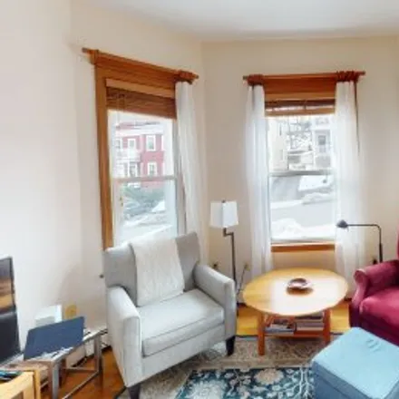 Image 1 - #1,39 Tanager Street, Arlington Heights, Arlington - Apartment for rent
