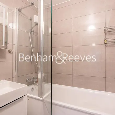 Image 2 - 48 Stanhope Road, London, N6 5AW, United Kingdom - Apartment for rent