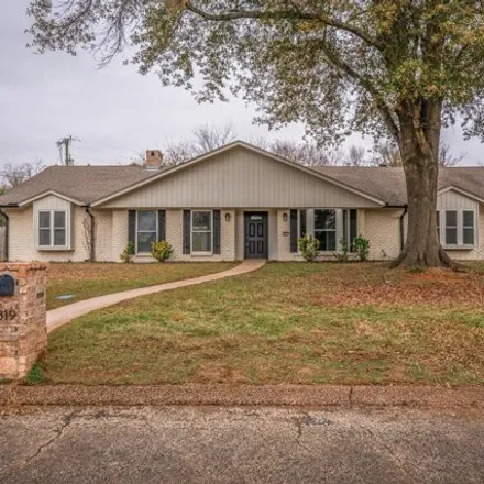 Buy this 3 bed house on 393 Crestwood Drive in White Oak, Gregg County