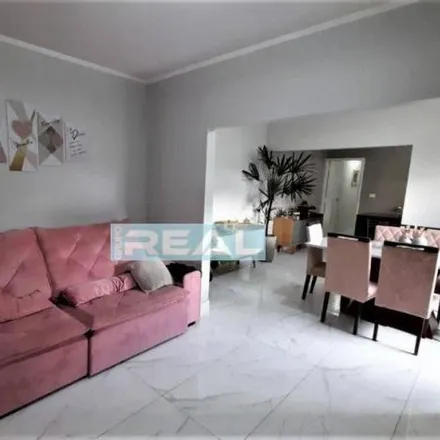 Buy this 4 bed house on Rua Pinhal in Vila Mathiesen, Americana - SP