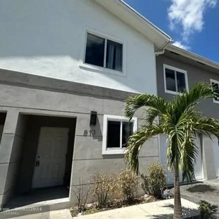 Rent this 3 bed house on 825 Northwest 3rd Avenue in Fort Lauderdale, FL 33311