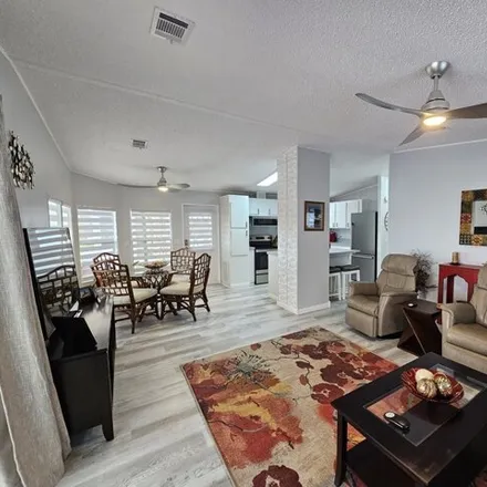 Image 4 - 257 Rio Grande, Packwood Place, Volusia County, FL 32141, USA - Apartment for sale